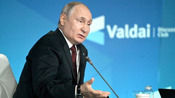 Путин предложил единый расчет между странами вместо валюты БРИКС