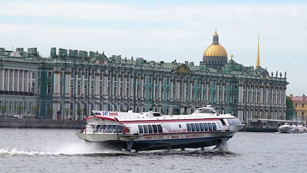 Турист из Финляндии заявил об отсутствии негативного влияния санкций на Петербург